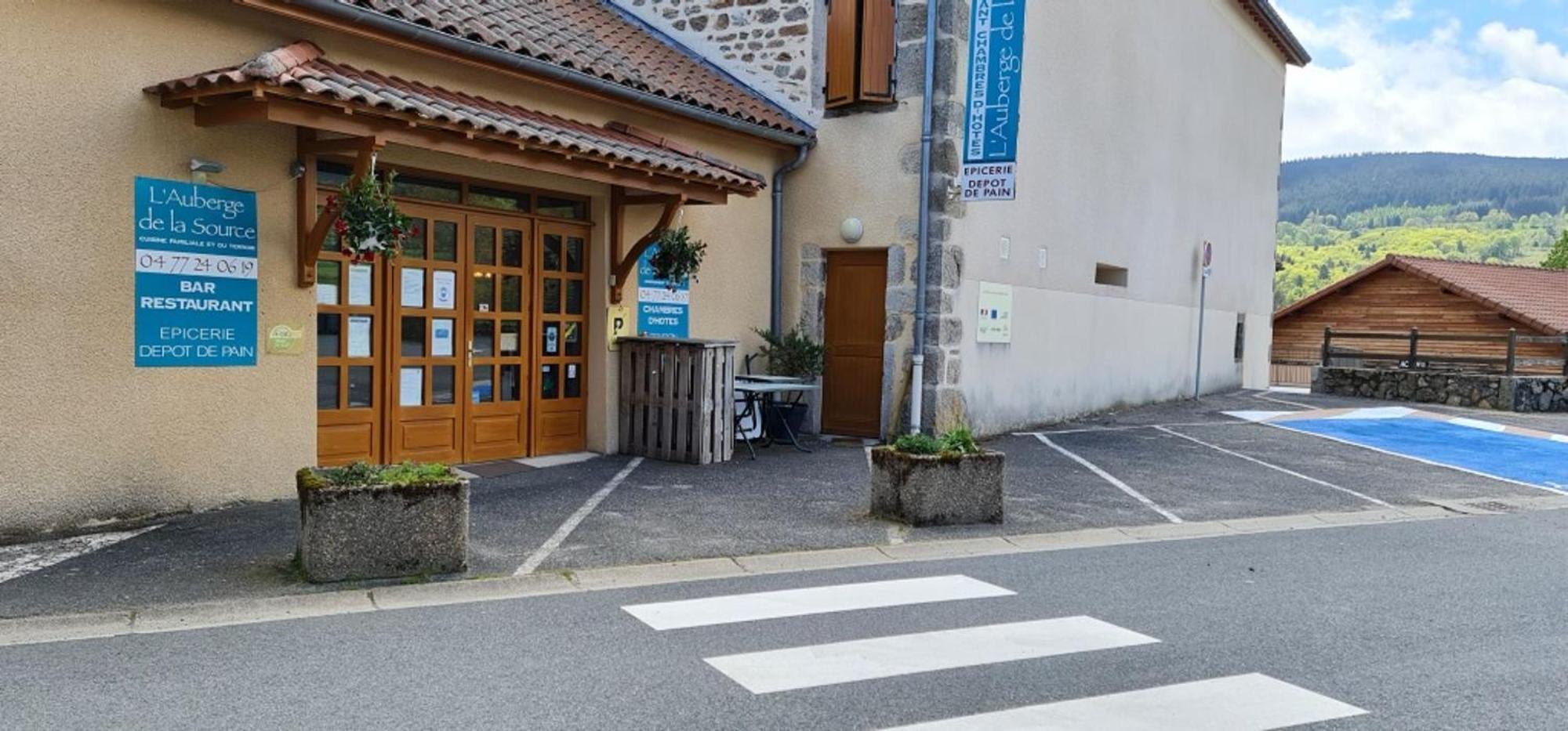 L'Auberge De La Source La Valla-sur-Rochefort 외부 사진